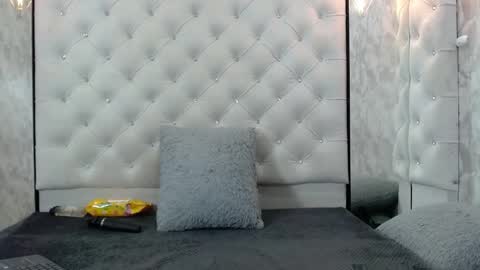 VivianRose online show from February 17, 3:36 am