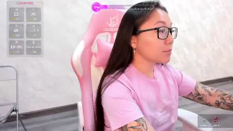 Vivien online show from July 11, 11:50 pm
