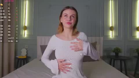 Sophia online show from July 18, 6:45 pm