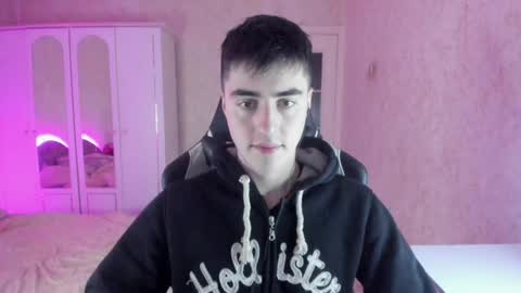 Martin online show from December 13, 3:38 am