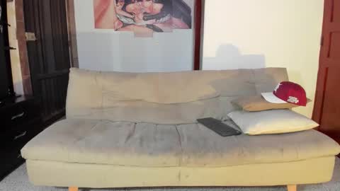 Snapshot of vlad__night chatting on February 18, 3:35 am Vlad online show from February 18, 3:35 am