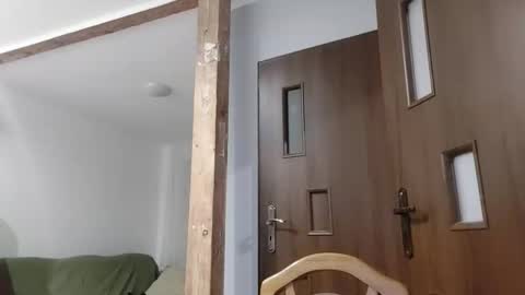 vladumyr online show from December 2, 7:53 pm