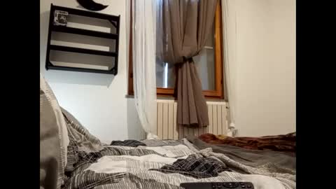 Snapshot of volpecesare419 chatting on February 22, 10:29 am volpecesare419 online show from February 22, 10:29 am