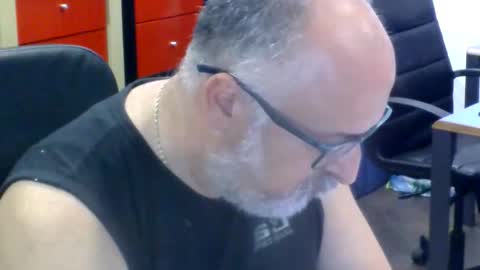 volpi72 online show from June 10, 6:51 pm