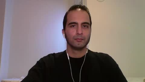 Snapshot of volve5 chatting on April 5, 3:53 pm volve5 online show from April 5, 3:53 pm