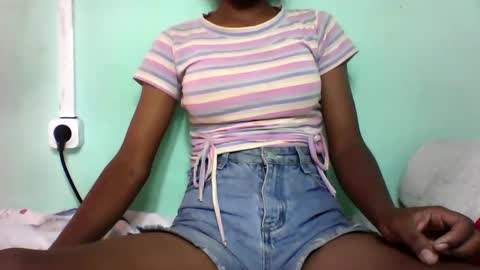 Snapshot of vounialdy chatting on January 28, 2:21 pm vounialdy online show from January 28, 2:21 pm