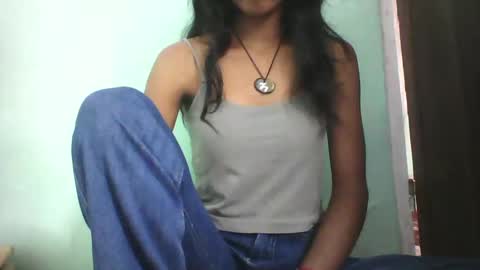 Snapshot of vounialdy chatting on February 7, 5:41 am vounialdy online show from February 7, 5:41 am