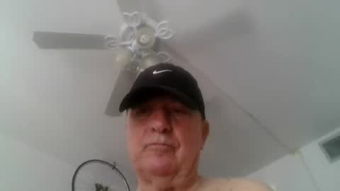 waikikislut online show from July 22, 9:39 pm