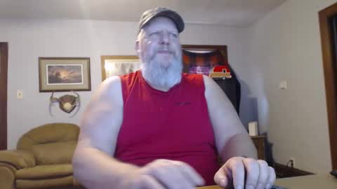Snapshot of walkingbird chatting on May 9, 9:53 pm walkingbird online show from May 9, 9:53 pm