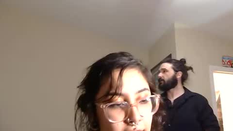 Snapshot of wandaxcosmo chatting on February 20, 6:19 am COSMOxWANDA online show from February 20, 6:19 am