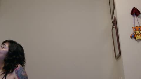 Snapshot of wandaxcosmo chatting on March 10, 2:27 am COSMOxWANDA online show from March 10, 2:27 am