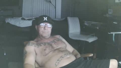 inittogetitin online show from February 10, 12:31 pm