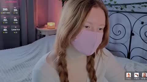 lira and flo online show from February 19, 9:27 am