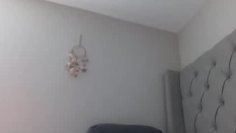 wasiancutie online show from June 24, 9:36 pm