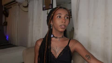 Wayuu Goddess  3 online show from April 7, 8:20 pm