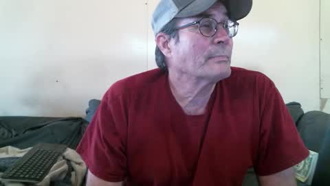 Snapshot of wbfarm chatting on January 15, 7:06 pm WB Farm online show from January 15, 7:06 pm