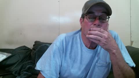 Snapshot of wbfarm chatting on February 26, 3:16 am WB Farm online show from February 26, 3:16 am