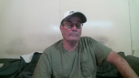 Snapshot of wbfarm chatting on March 19, 1:31 am WB Farm online show from March 19, 1:31 am