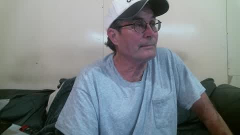 Snapshot of wbfarm chatting on March 21, 2:38 am WB Farm online show from March 21, 2:38 am