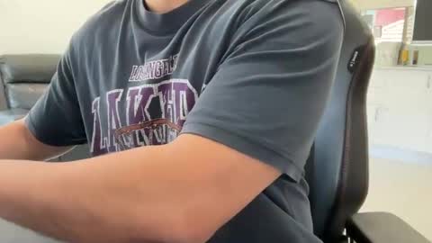 Weapon X online show from December 20, 2:19 am