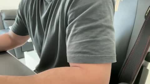 Weapon X online show from October 21, 1:39 am