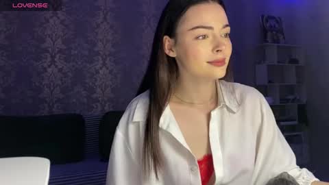 Alice online show from May 26, 7:10 pm