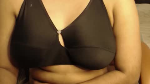 mina online show from March 9, 12:53 pm