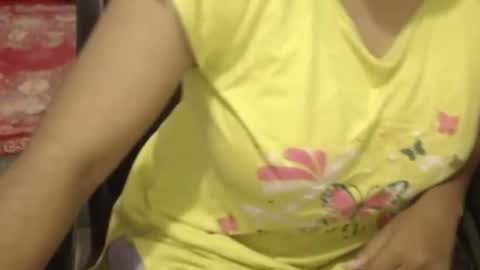 mina online show from August 3, 5:39 am