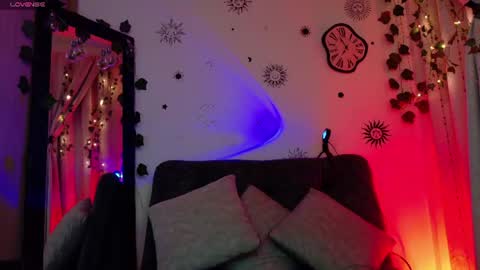 weed420moni online show from June 26, 5:34 am