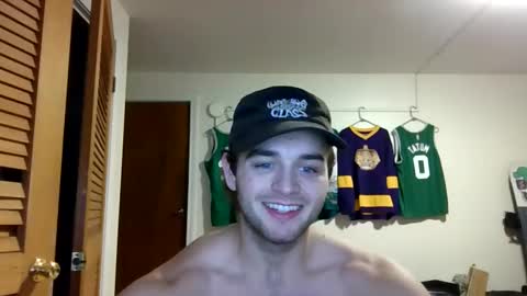 weenskir online show from May 2, 12:37 am