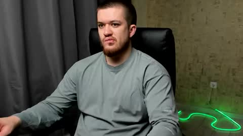 Snapshot of well_boy_ chatting on January 18, 1:15 pm well_boy_ online show from January 18, 1:15 pm