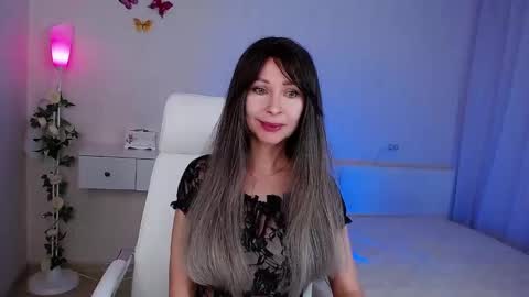 Wendi Foster online show from December 15, 7:07 pm