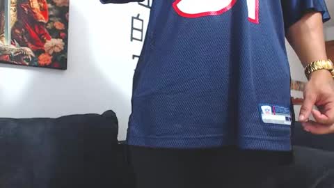 Wesley Rogger online show from March 22, 10:02 pm