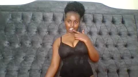wet_coco online show from May 6, 9:53 pm