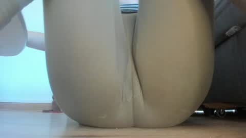 Snapshot of wet_pants2022 chatting on July 3, 9:16 am wet_pants2022 online show from July 3, 9:16 am