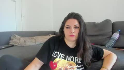 Snapshot of wet_pants2022 chatting on July 9, 10:19 am wet_pants2022 online show from July 9, 10:19 am