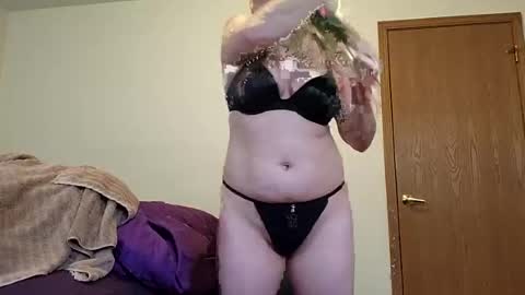 wetness3387 online show from June 22, 7:33 pm
