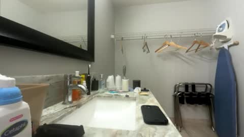 Telegram wherewashe online show from March 27, 2:17 am