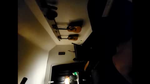 whilstlywandering online show from April 6, 4:32 am