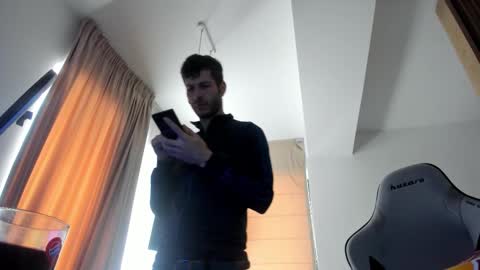 Michael online show from February 22, 9:30 am