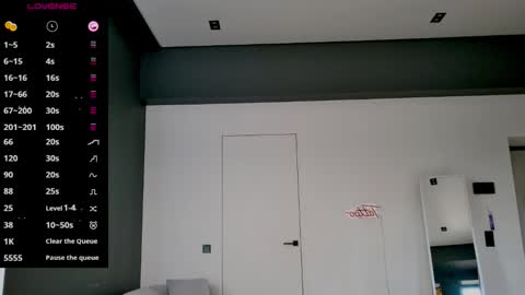 Max online show from September 20, 12:28 pm