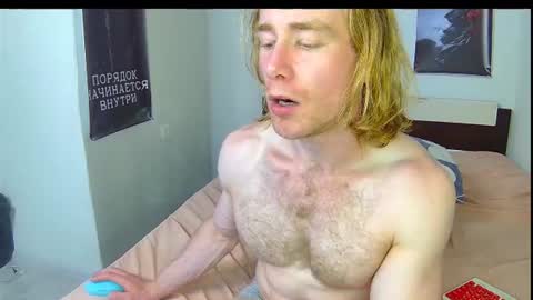 whitebars22 online show from July 18, 9:02 am