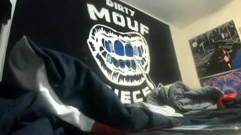 just  str8 stud nut  1000 online show from July 31, 8:36 am