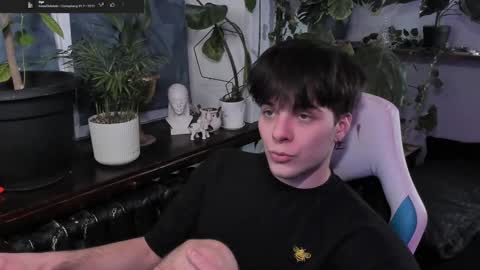 Gus online show from February 20, 7:41 pm