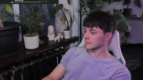 Gus online show from February 26, 8:33 pm