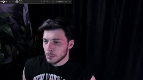 Gus online show from April 19, 9:06 pm