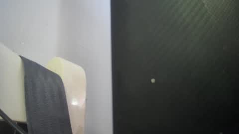 whitelilit online show from March 25, 2:12 pm