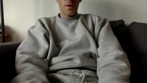 WhiteyLovers99 online show from May 9, 4:45 pm