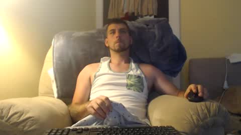 Snapshot of whitemeat321 chatting on July 18, 1:37 pm whitemeat321 online show from July 18, 1:37 pm