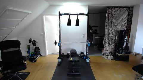 whiterabbit_86 online show from April 9, 12:54 pm